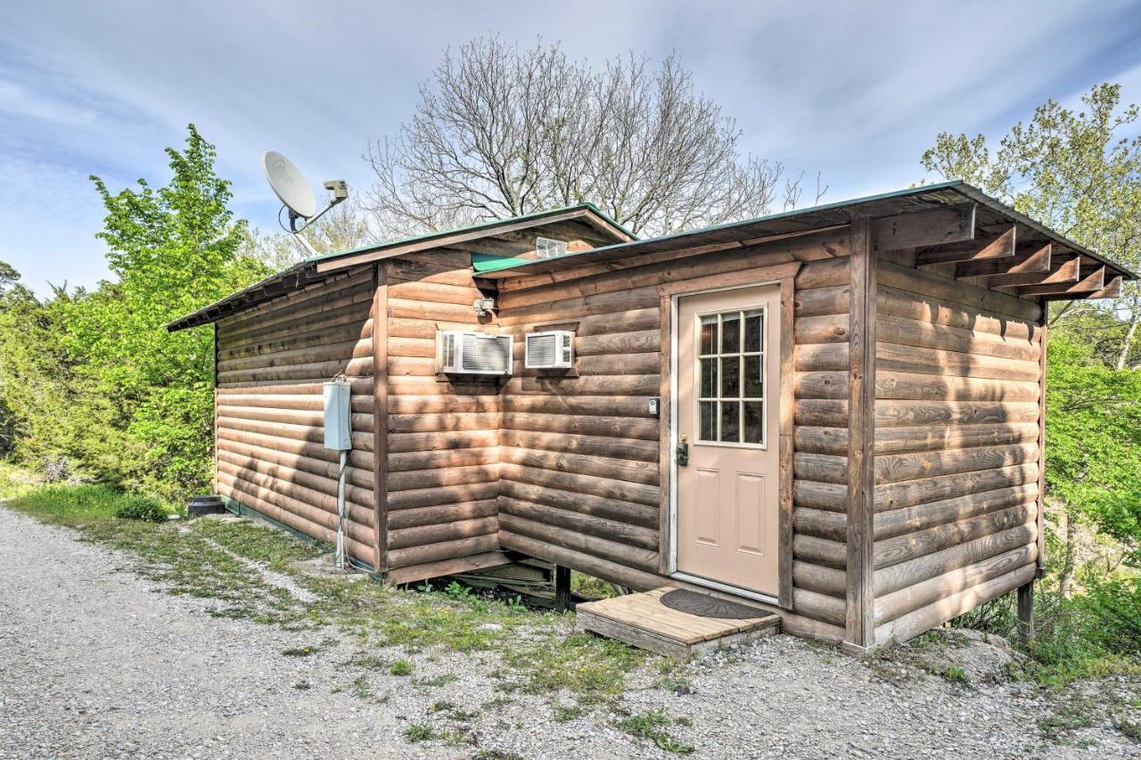 Rustic Davis Cabin Less Than Half Mile To Turner Falls! Villa Exterior photo